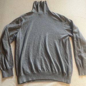 H&M men’s gray turtleneck sweater slim fit , large